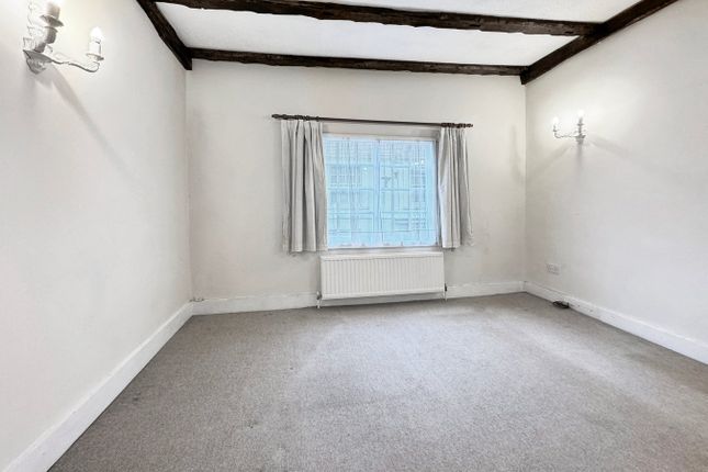 74a, HIgh Street, Great Missenden photo 3