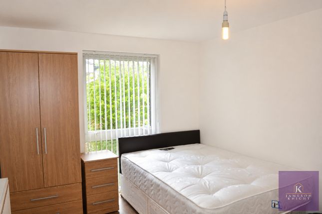 Flat 39 Meads Court 38, Carnarvon Road, Greater London photo 4