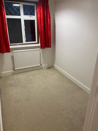 Thumbnail Room to rent in Kynance Gardens, Stanmore, London