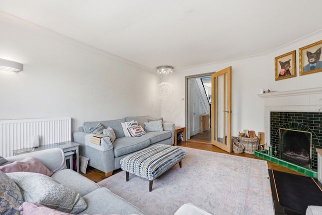 16, Pole Barn Lane, Frinton-on-Sea photo 4