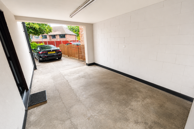 2, Sandy Lane, WOKING photo 2