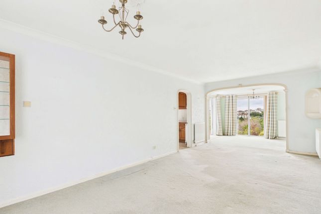 31 Pentridge Avenue, Torquay photo 4
