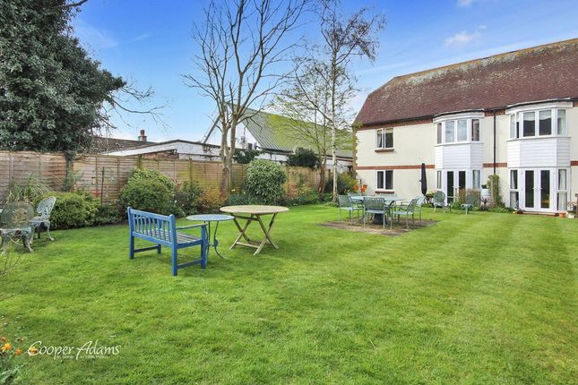 Flat 33, St. Margarets Court Arundel Road, Littlehampton photo 4