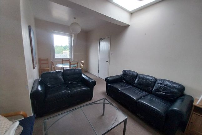 Bentinck Street, Glasgow photo 2