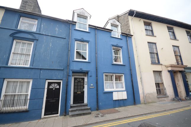 Flat for sale in Penrallt, Aberystwyth, Ceredigion
