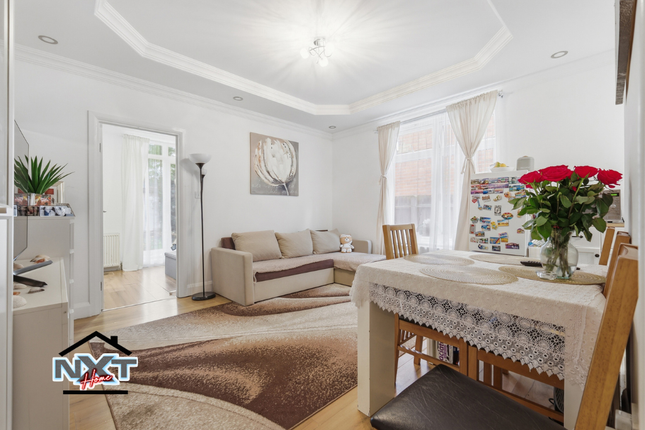 62, Cedar Road, London photo 4
