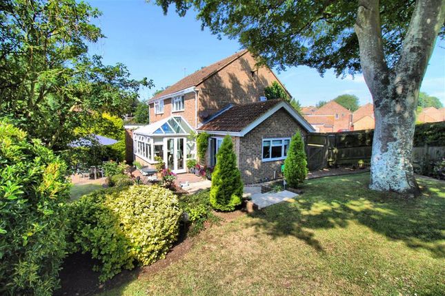 Barn Close Seaford East Sussex Bn25 3 Bedroom Semi Detached