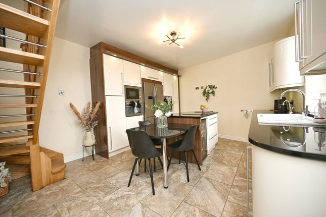 15, Bakehouse Lane, Barnsley photo 4