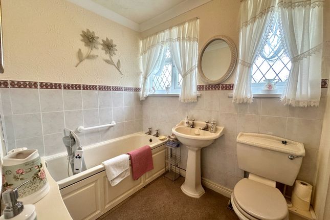 Terraced house for sale in Buxton Close, Bloxwich, Walsall