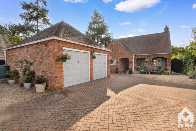 Teasel Cottage, Alcester Road, Evesham photo 4