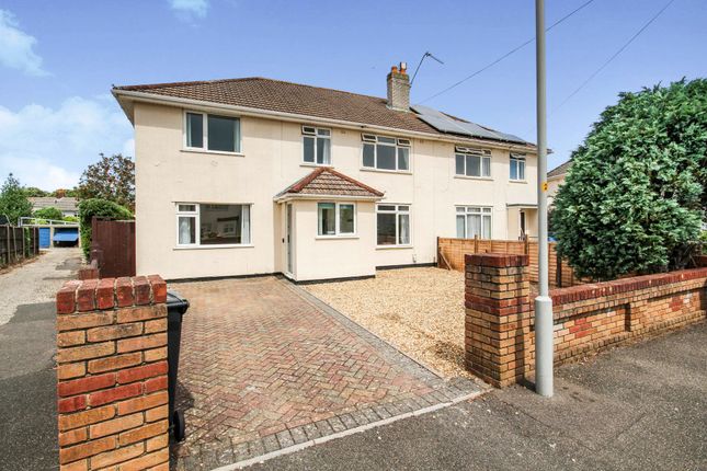 4-bed house on 26 Hawkins Road, Poole, £2,400/mo