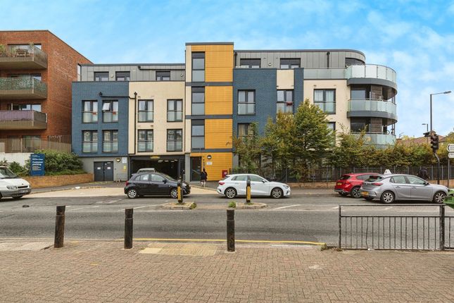 Thumbnail Flat for sale in Headstone Drive, Harrow