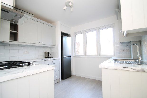 Thumbnail Property to rent in Kings Hall Road, Beckenham