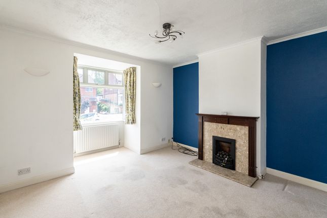 24, Cleardene, Dorking photo 2