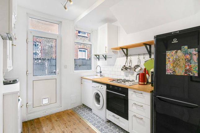 Ground Floor Rear Flat, 62, Harborough Road, London photo 3