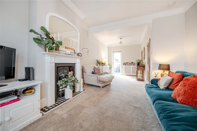 30, Acacia Road, Enfield photo 2