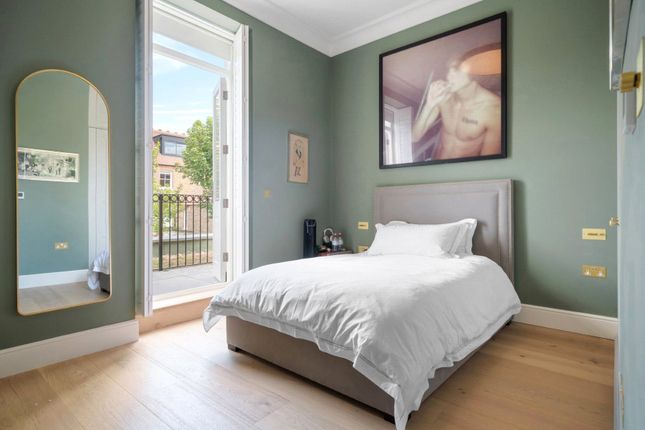 (Marketing) Garden Flat, 17, Hampstead Hill Gardens, London photo 4