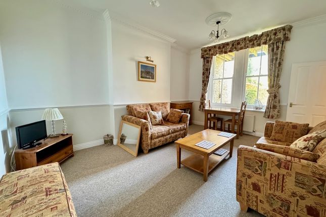 17 Springhill House, High Street, Swanage photo 4