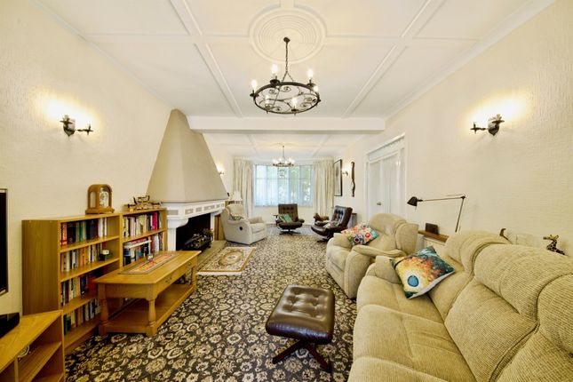 206, Longbridge Road, Barking photo 2