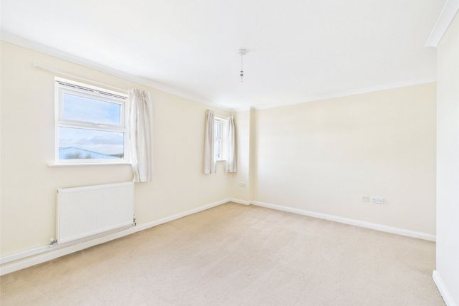 35 Harris Close, Callington photo 4
