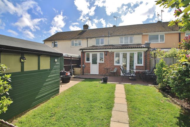 122, Purbrook Way, Havant photo 2