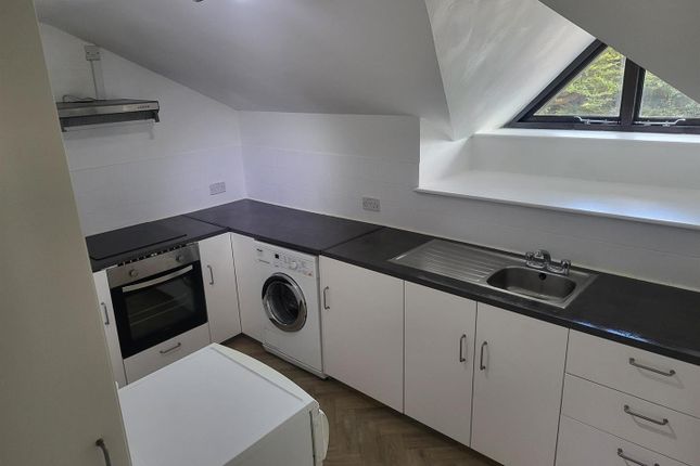 Flat 16 , Wessex Court, South East Road, Southampton photo 3