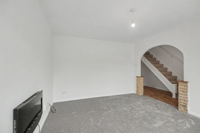83, Travers Road, Nottingham photo 4
