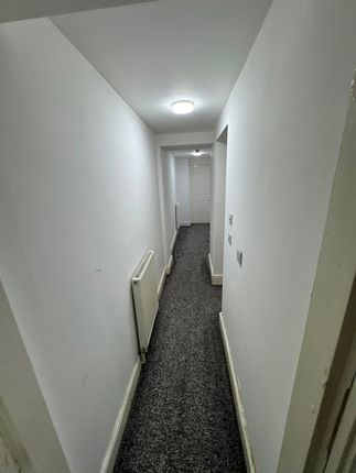 4, Wellfield Mews, Dewsbury photo 5