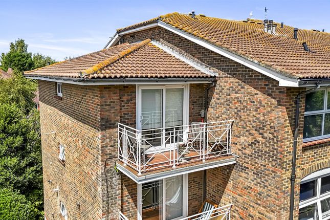 15 Chester Lodge, Lansdowne Road, Worthing photo 2