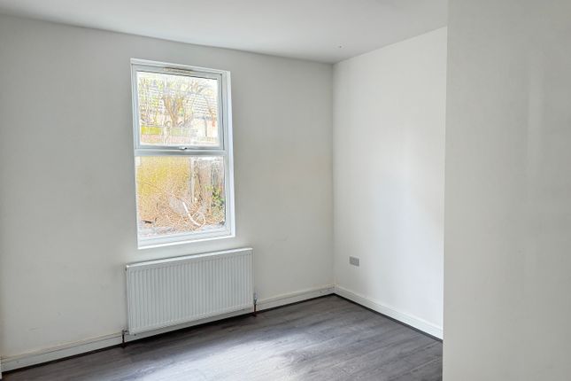 End terrace house to rent in Gordon Street, Coventry