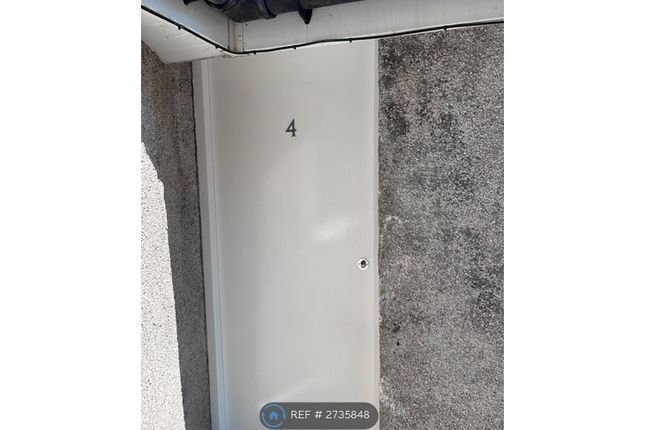 Flat  No  Mostyn Road, Colwyn Bay, Colwyn Bay Conwy photo 2