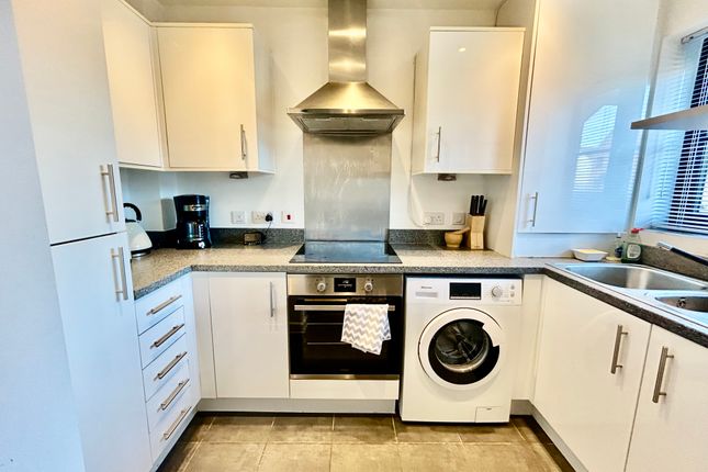14, Leamington Spa photo 4