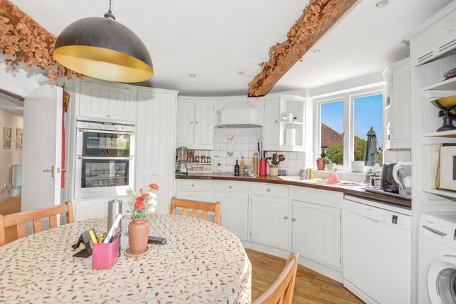 2 The Oast, Gate Court Farm, Rye photo 3