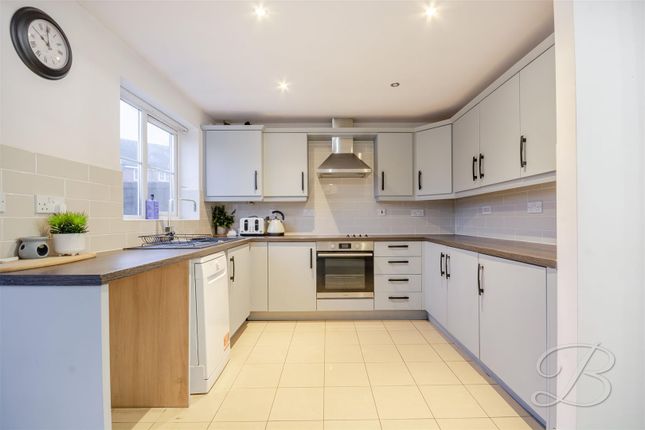 28, Bessemer Drive, Mansfield photo 4