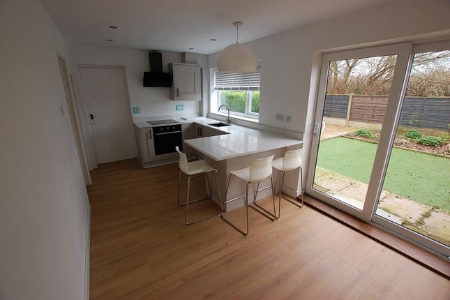 8, Rufford Close, Greater Manchester photo 4