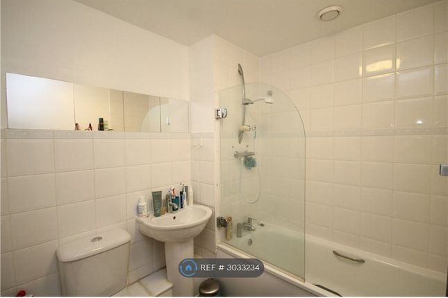 Flat, City House London Road, Croydon photo 4