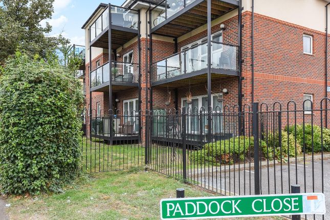 Thumbnail Flat to rent in Ascot House, Windsor