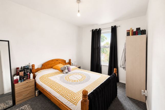 27, Arden Crescent, Newcastle upon Tyne photo 5