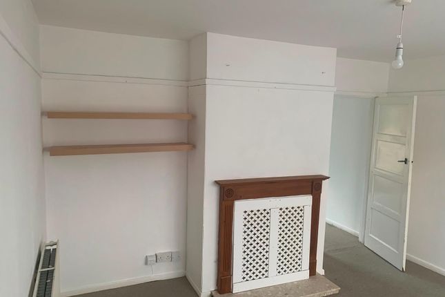 Northdrift Way, Luton photo 3