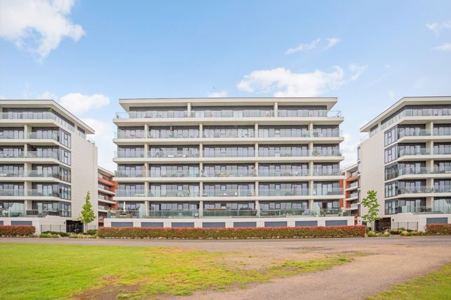 1, Cape Cross House, Newbury photo 2