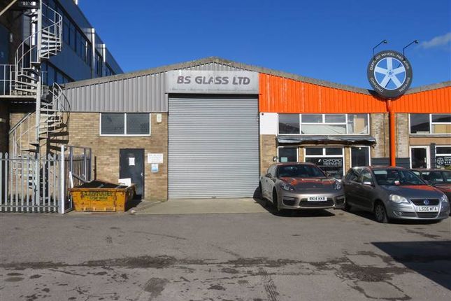 Warehouse to let in Peterley Road, Cowley, Oxford