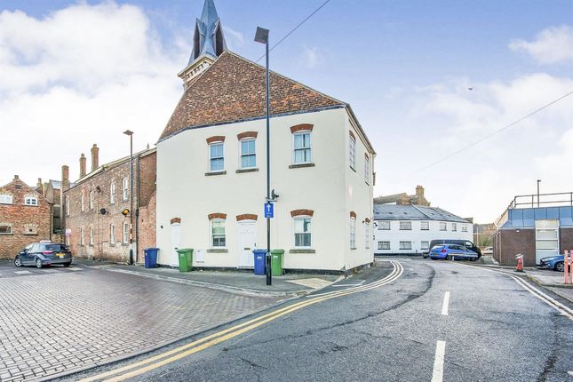 Thumbnail Terraced house for sale in Albion Place, Wisbech