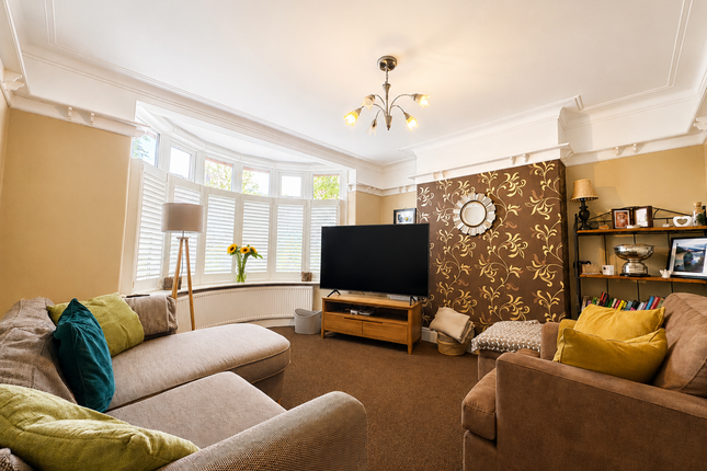 14, Boxgrove Road, Sale photo 4