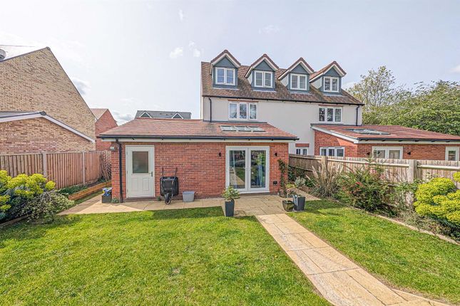 22, Webb Avenue, Newmarket photo 3