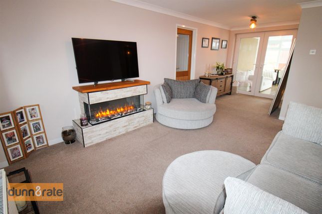 142, Caton Crescent, Stoke-On-Trent photo 4