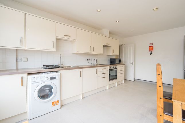 74B, Warwick Road, Kenilworth photo 2