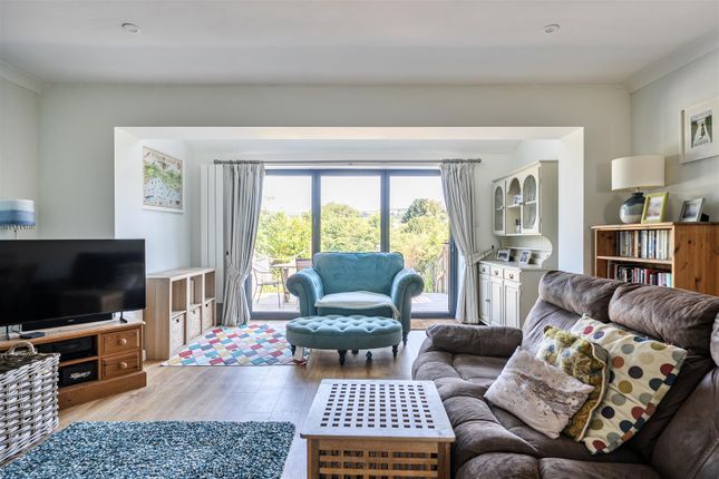 9, Hollymoor Lane, Dorset photo 4