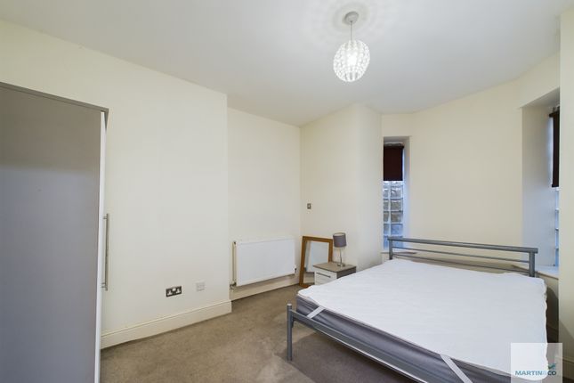 Flat 2, 14, Oxford Street, Nottingham photo 4