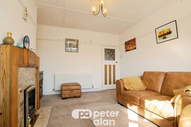 17, Usk Road, PONTYPOOL photo 4