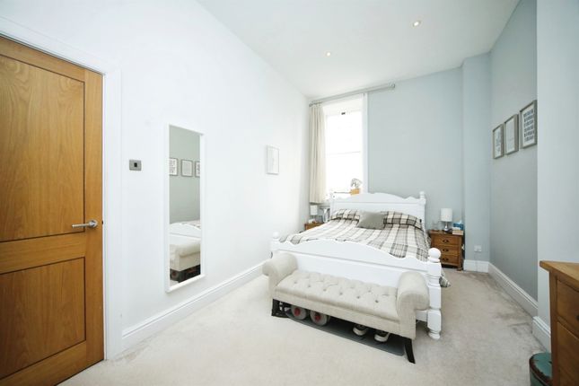 Flat for sale in Graham Way, Cotford St. Luke, Taunton